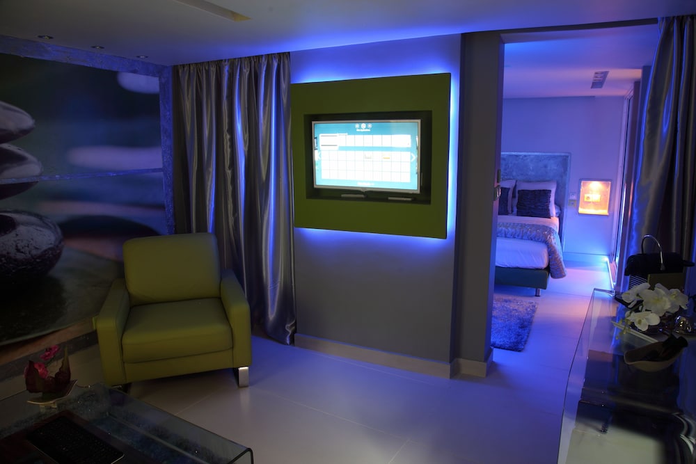 Suite (Zen) photo 3