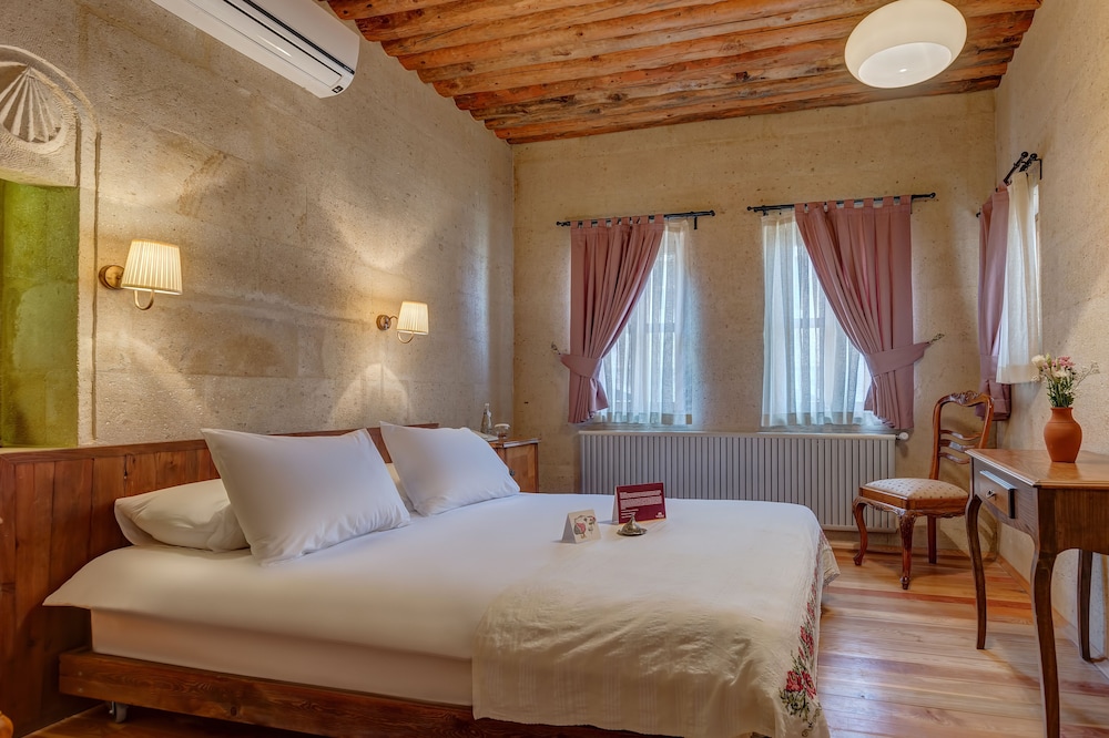 Royal Queen Suite - Photo 4
