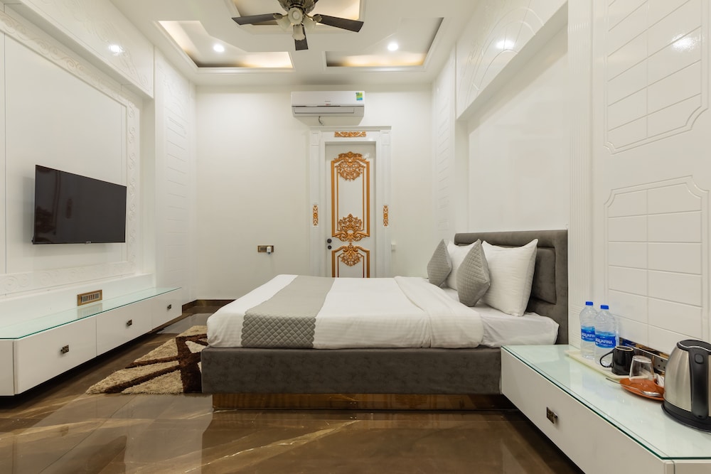 Premium Double Room photo 2