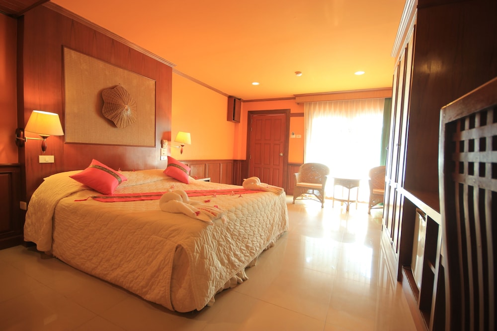 Superior Double Room, Beachfront photo 3