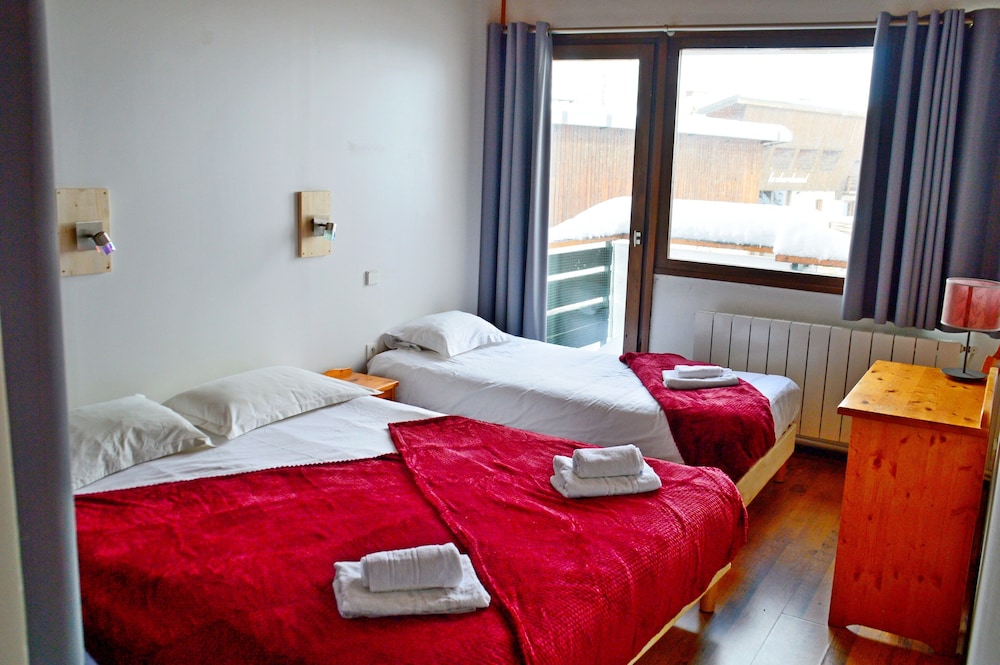Triple Room, Balcony (Est 2eme Etage)