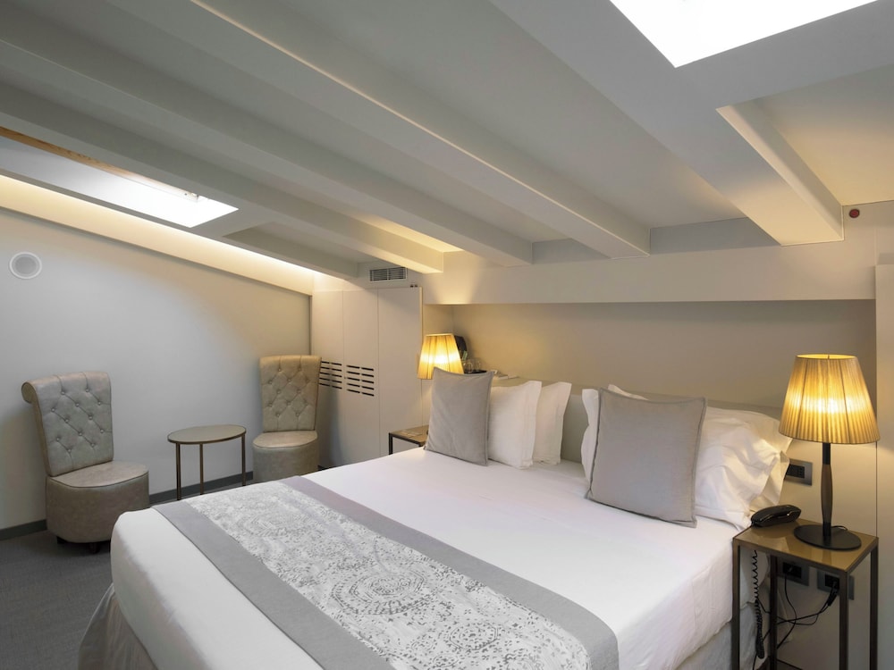Comfort Double or Twin Room (Medium)