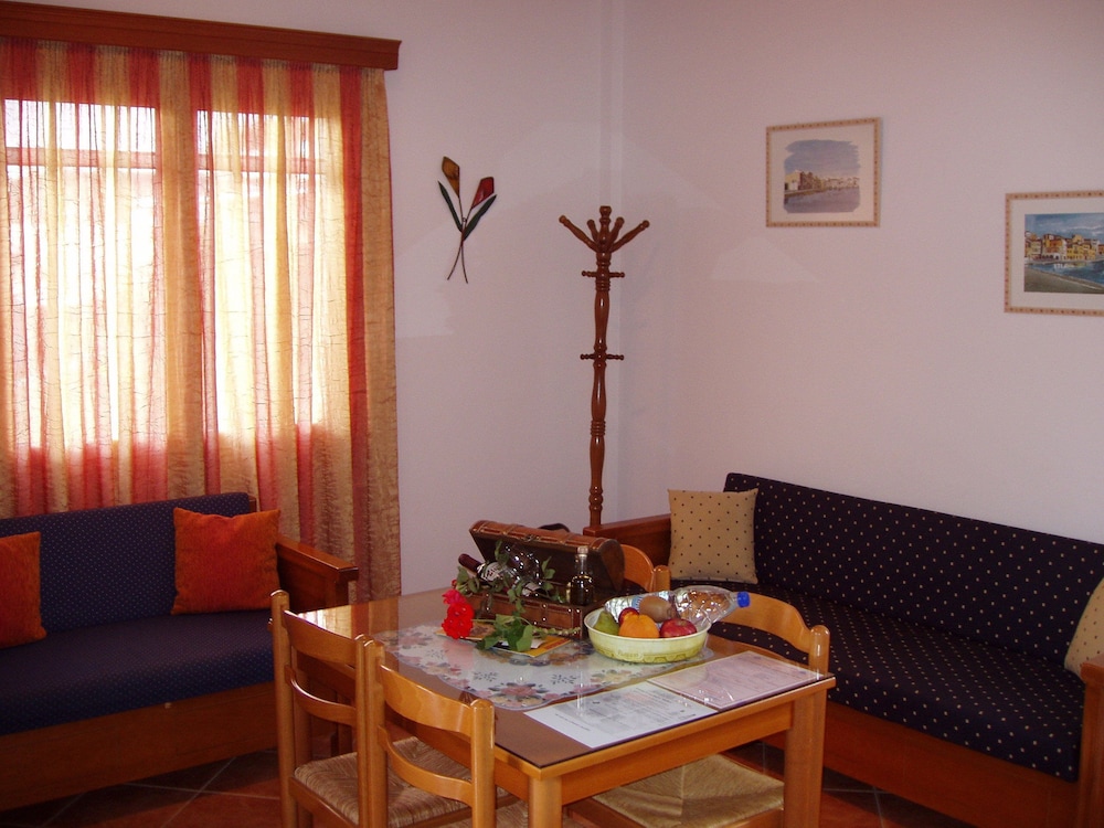 Standard Apartment, 1 Bedroom, Partial Sea View photo 1