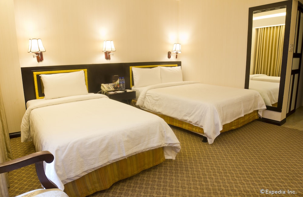 Deluxe Room - Photo 5