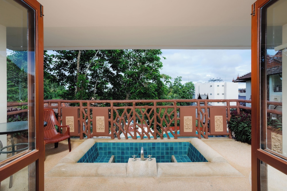 Deluxe Suite - Photo 6