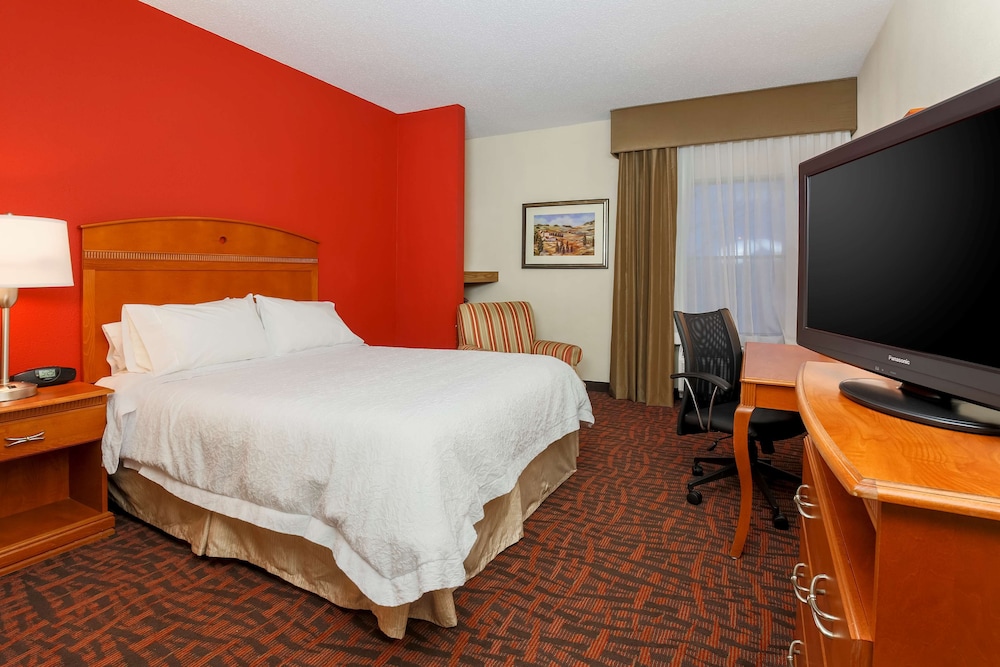 Room, 1 Queen Bed, Accessible, Non Smoking - Photo 2