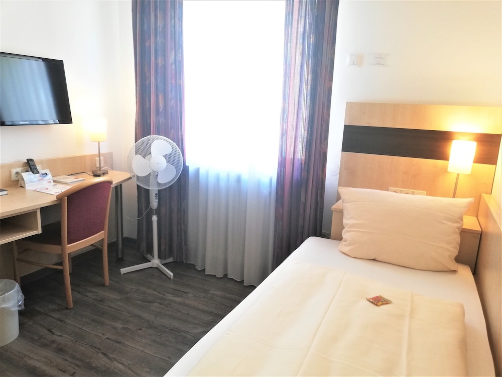 Economy Single Room photo 2