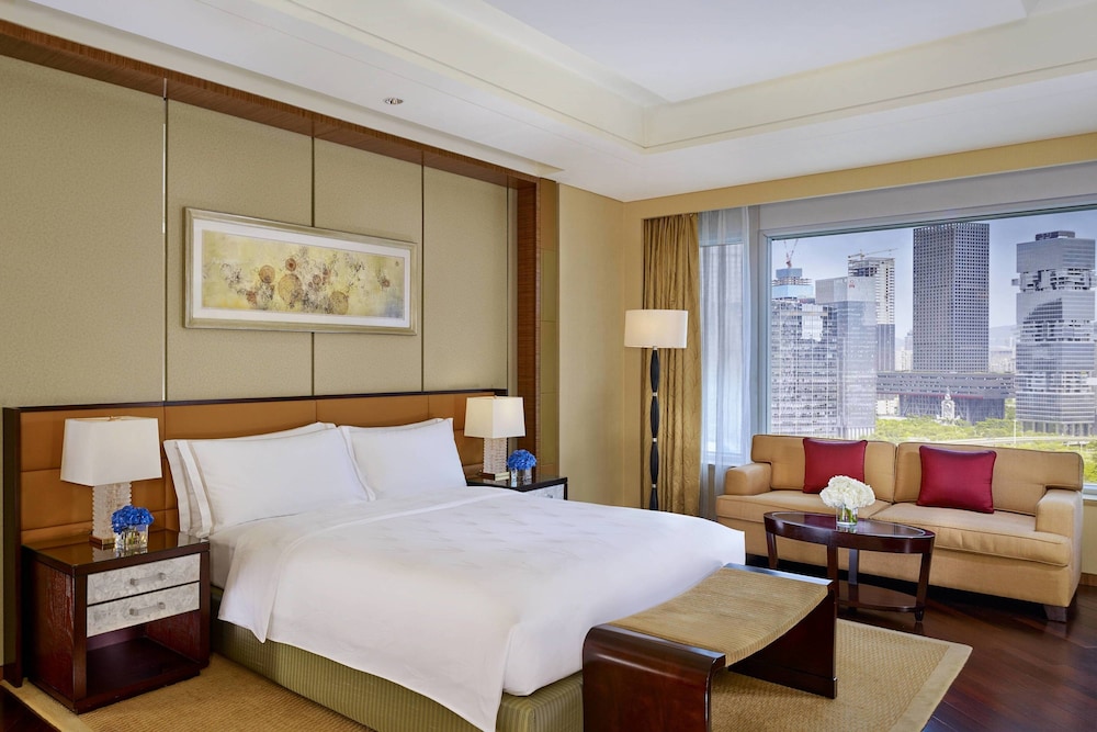 Deluxe King Bed Room - Photo 1