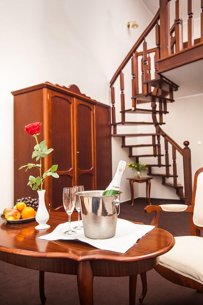 Exclusive Apartment photo 2