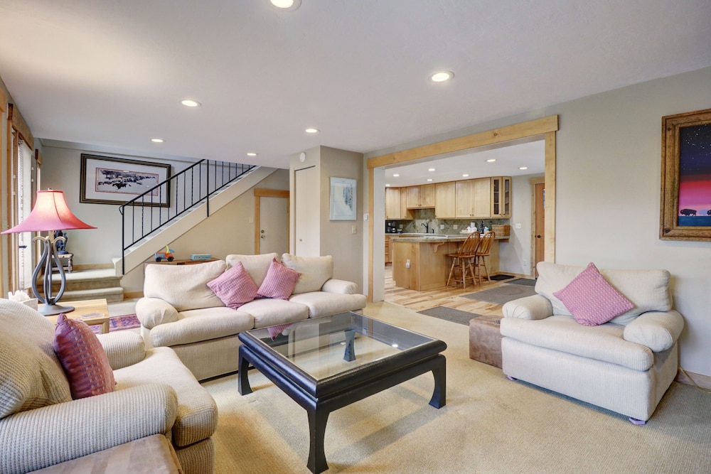 Townhome, 3 Bedrooms