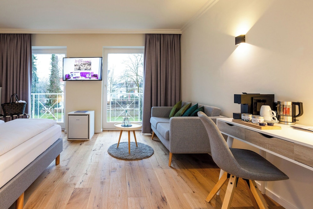 Business Single Room, 1 Twin Bed photo 1