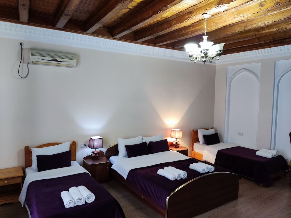 Exclusive Quadruple Room photo 1
