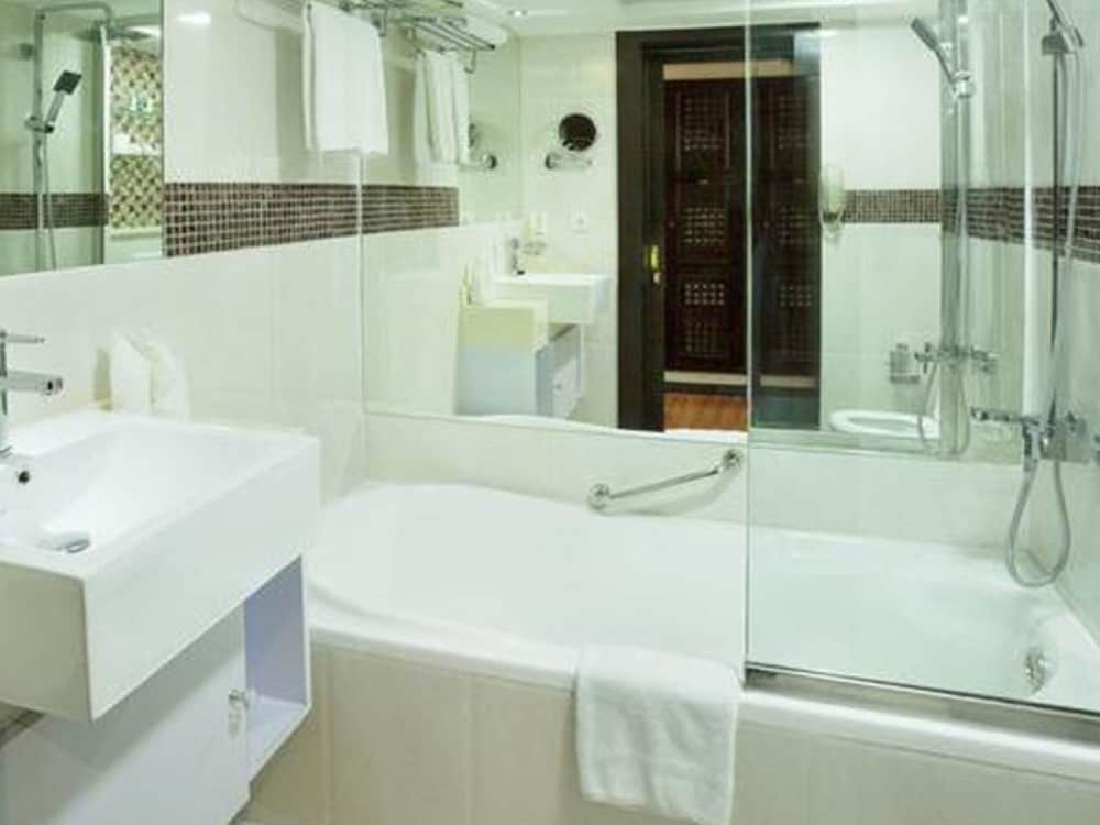 Family Suite, 1 Bedroom photo 2