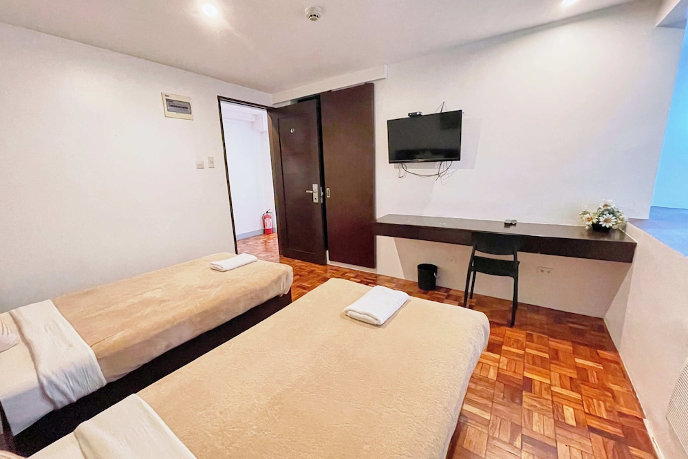 Standard Twin Room photo 2