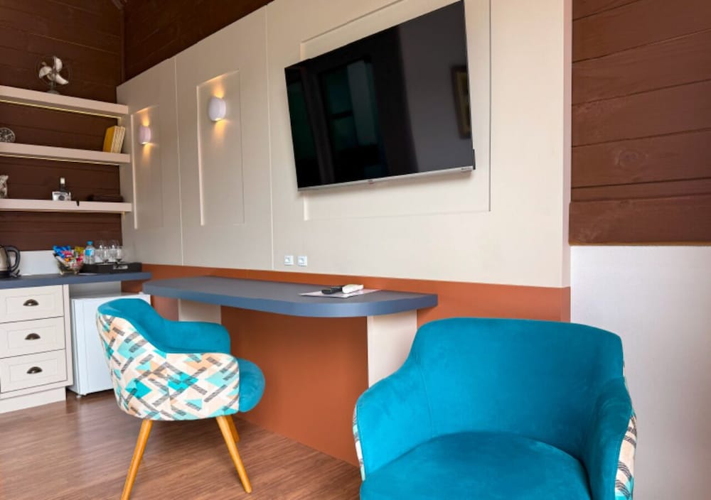 Deluxe Twin Room, Lagoon View