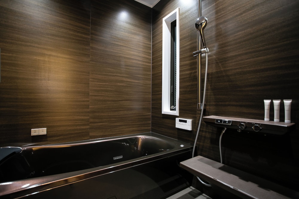 Standard Twin Room, City View, Annex Building photo 3
