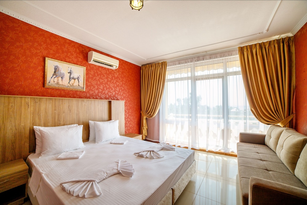 Suite, City View photo 2