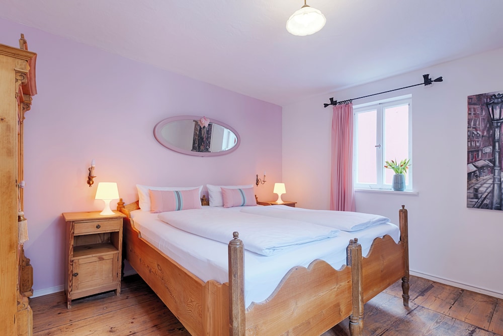 Comfort Studio Suite, 2 Bedrooms, Non Smoking photo 3