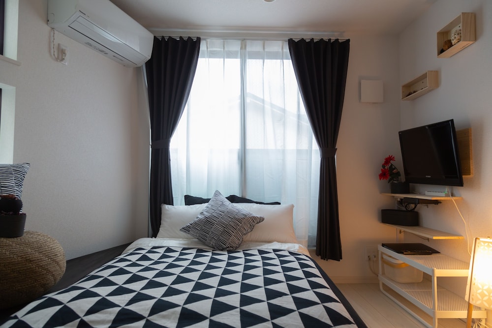 Signature Apartment, 1 Large Twin Bed, Non Smoking photo 1