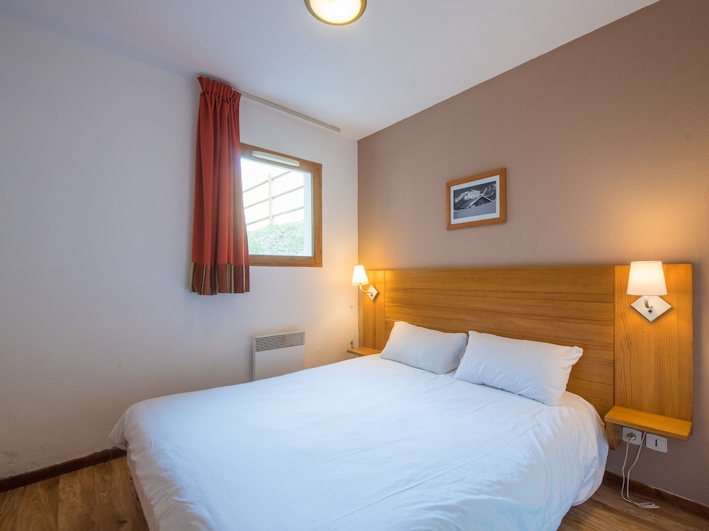 2-bedroom apartment with sleeping area for 10 people photo 1