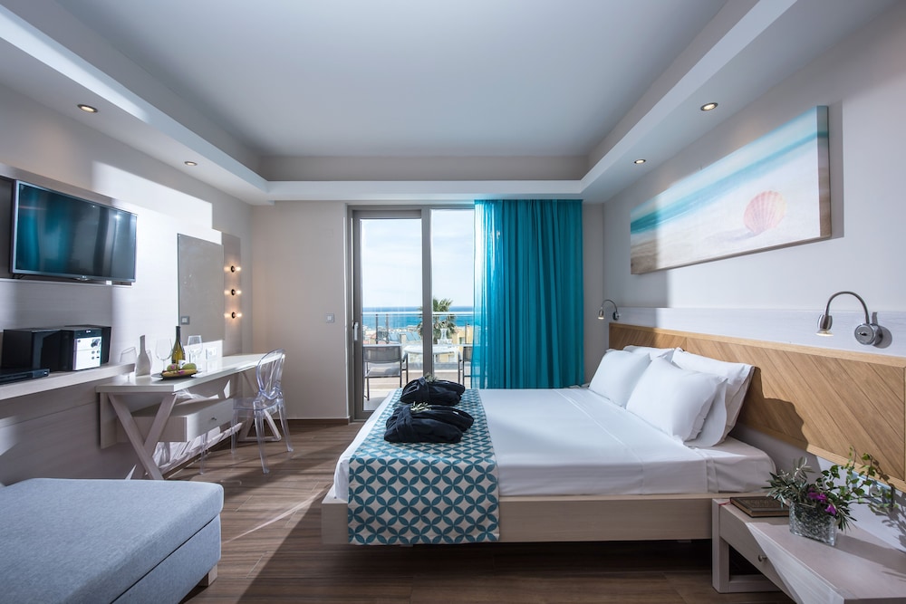 Split Level Suite Sea View - Photo 1