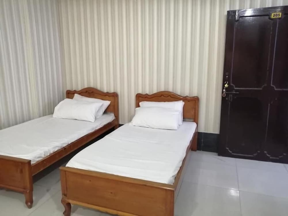 Standard Twin Room photo 1