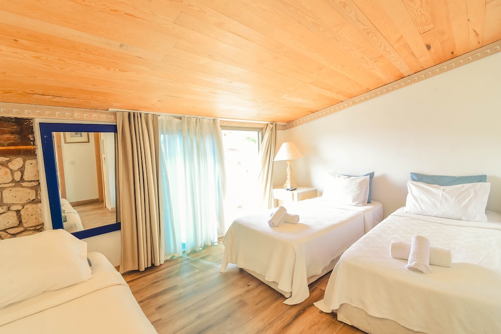 Comfort Triple Room, Balcony