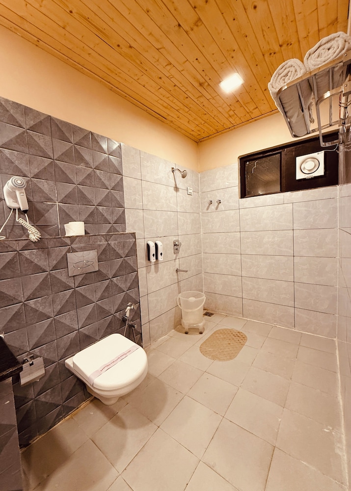 Premium Quadruple Room photo 3