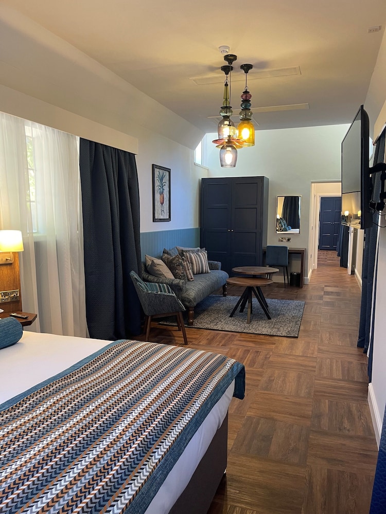 Franklyn Suite. photo 2