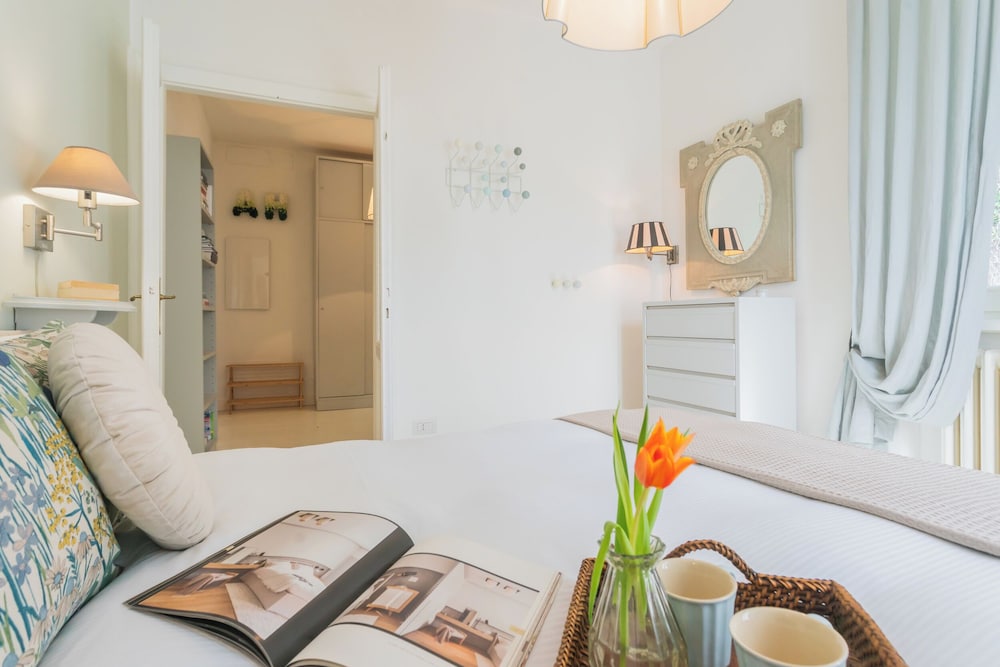 Villa (4 Bedrooms)