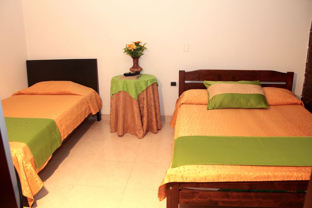 Twin Room (Fan) photo 2