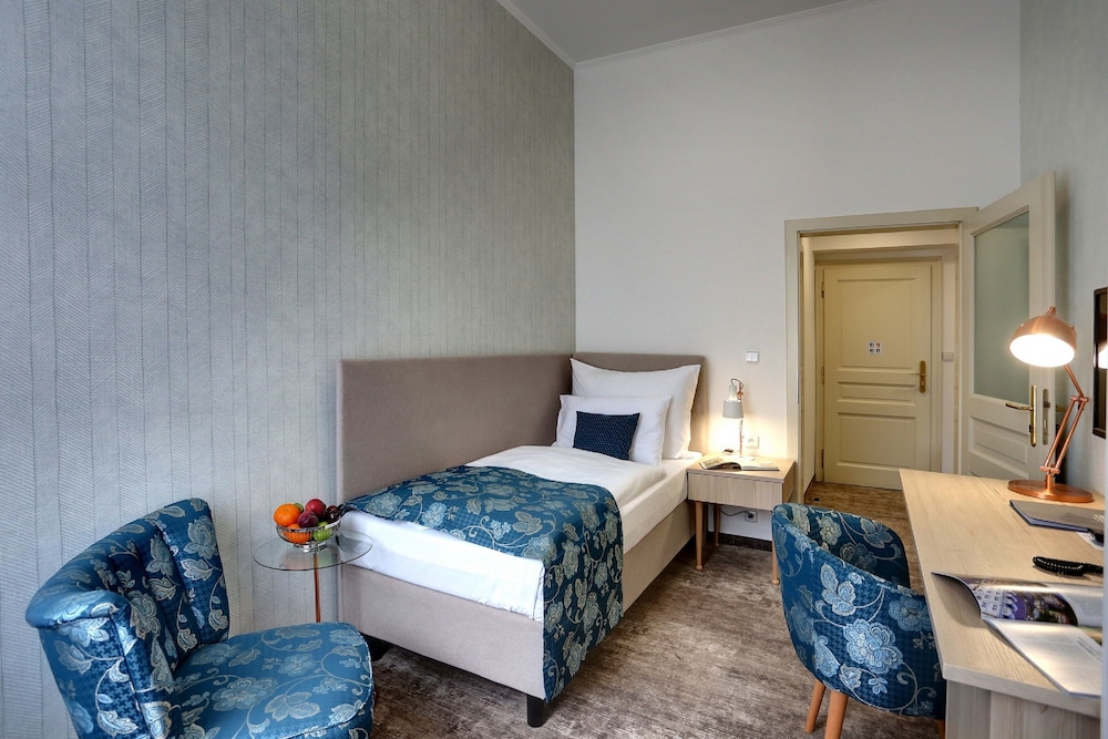 Panoramic Single Room, 1 Bedroom, City View photo 3