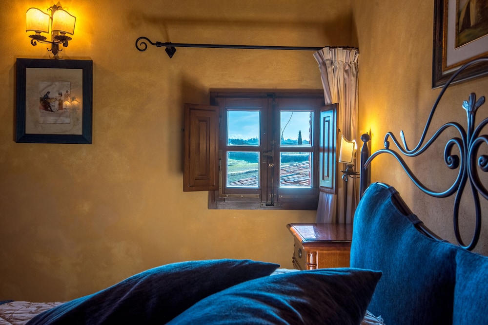 Suite, 2 Bedrooms, Tower photo 3