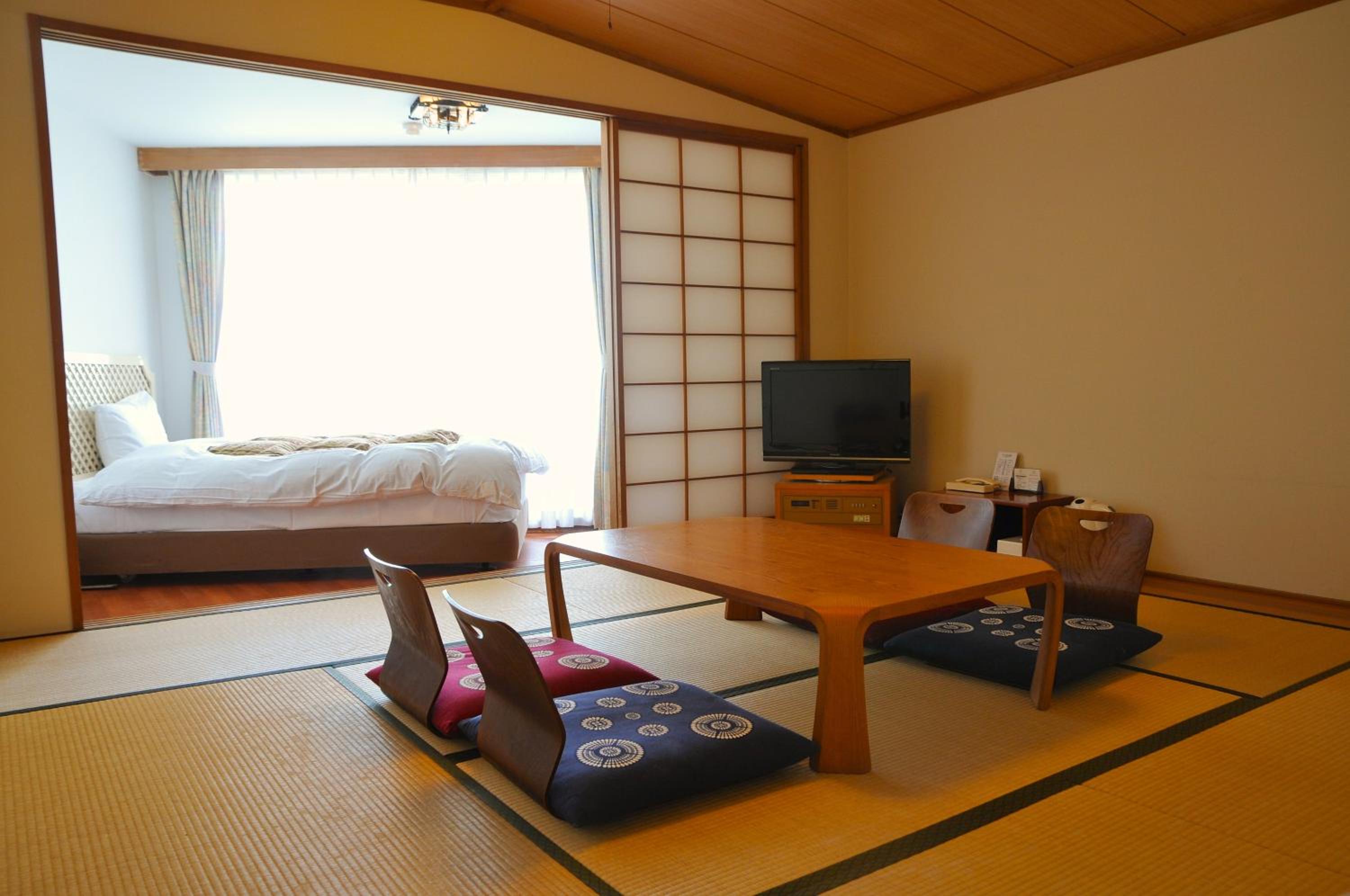 Family Room with Tatami Area - Sea Side photo 3