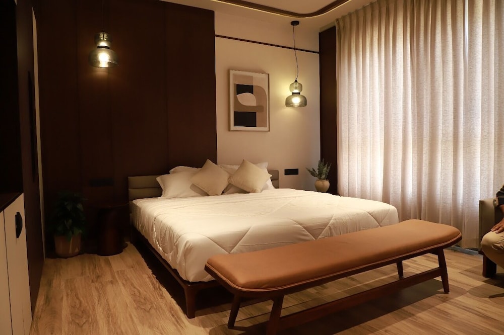 Deluxe Room, Garden View