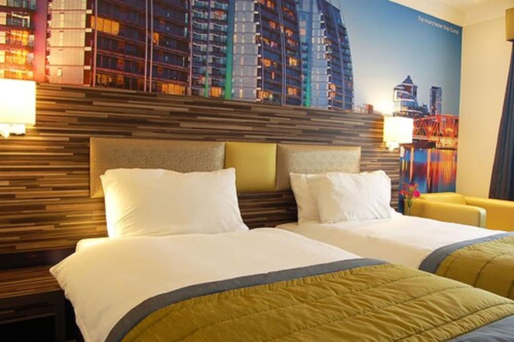 Standard Twin Room - Photo 5