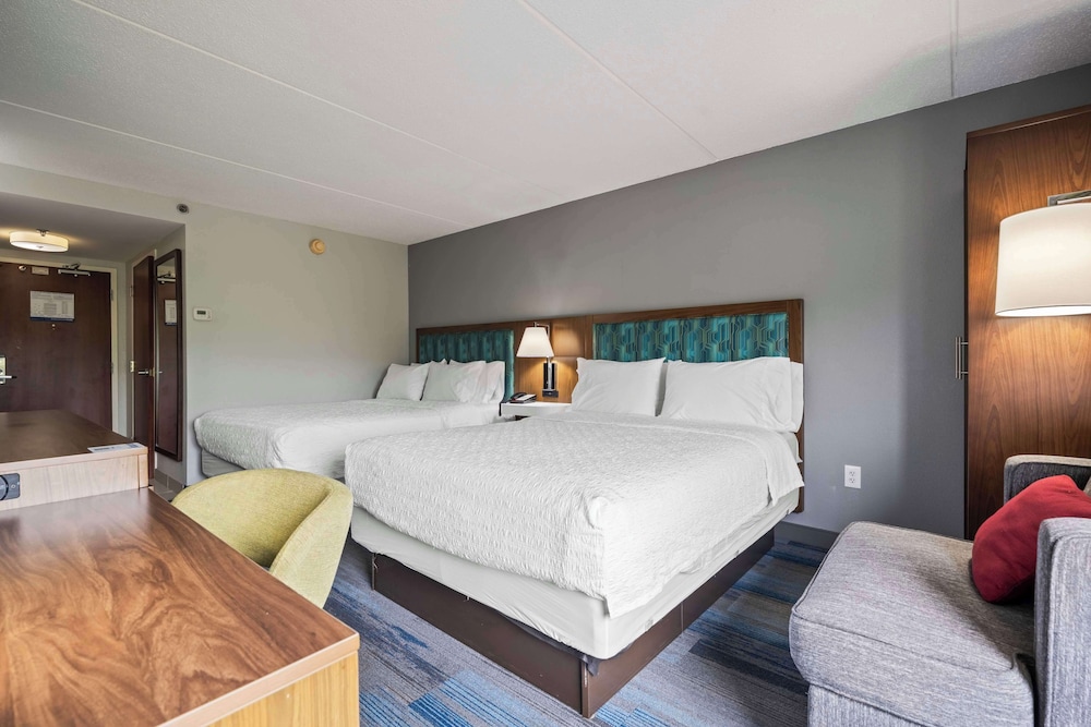 Room, 2 Queen Beds, Accessible, Non Smoking - Photo 3
