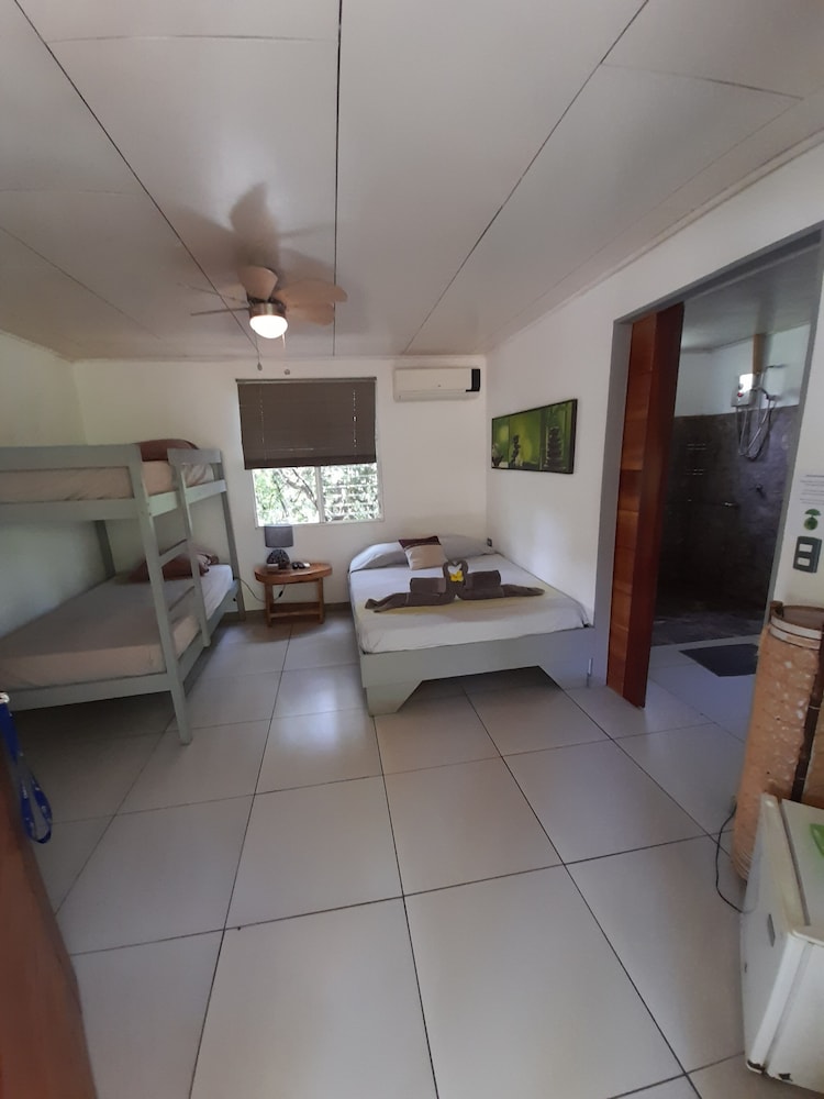 Family Quadruple Room, 1 Bedroom, Accessible