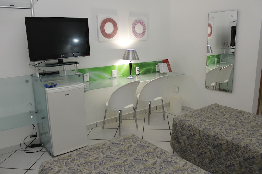 Luxury Triple Room, Accessible, City View photo 2