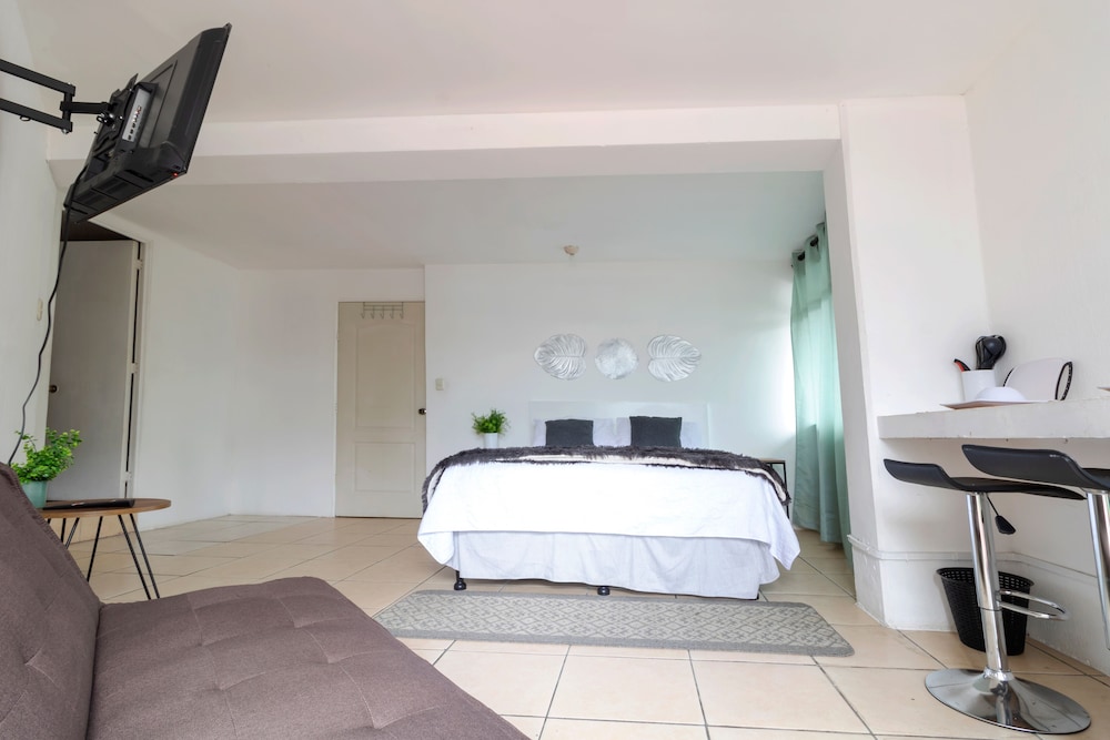 Deluxe Twin Room photo 2