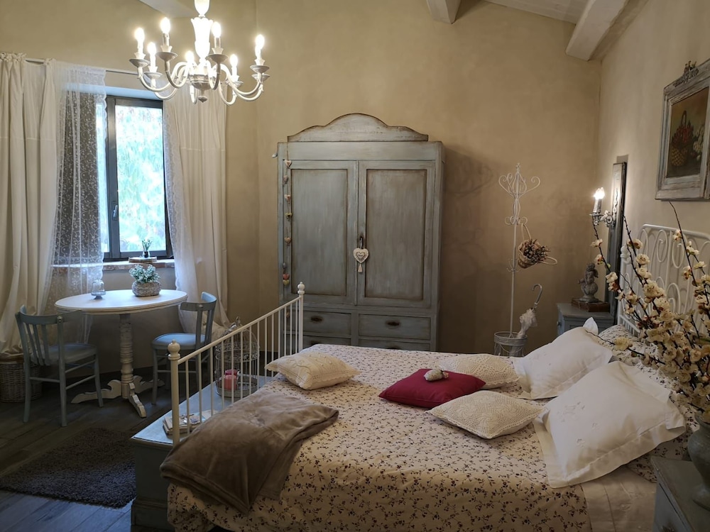 Romantic Double Room, Mountain View