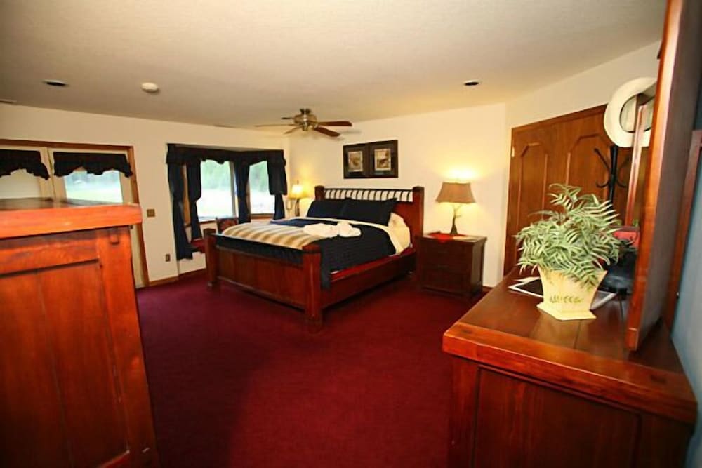 Aspen Suite photo 3