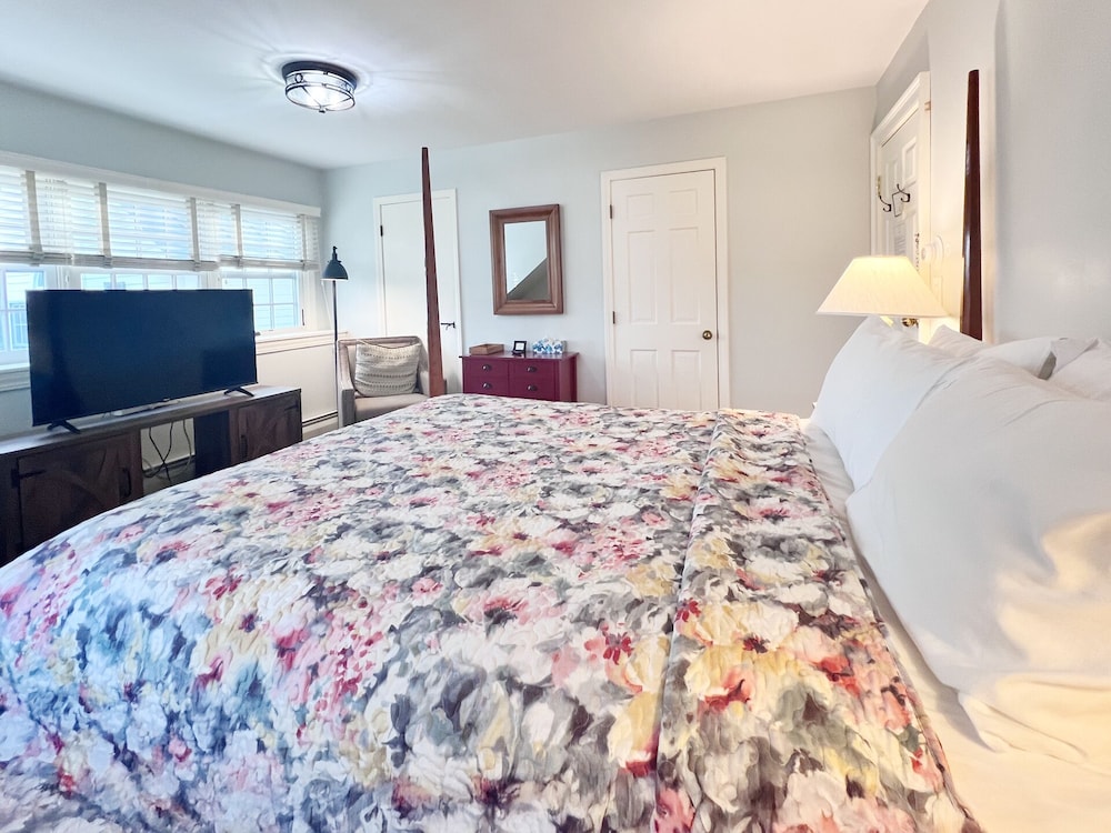 Basic Single Room