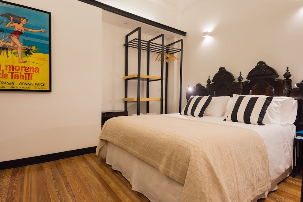 Room 102 photo 3