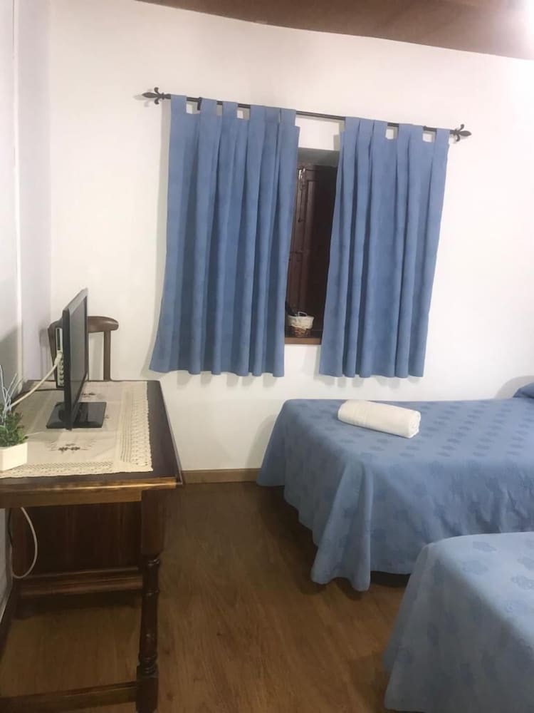 Twin Room, 2 Twin Beds photo 2