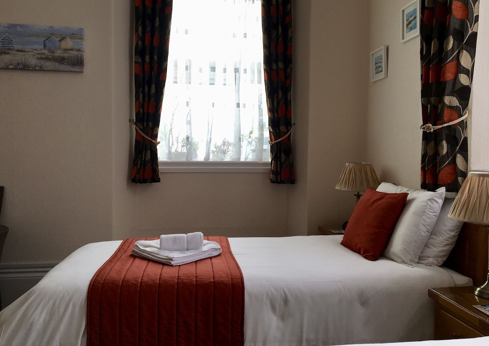 Twin Room (Ground Floor- Room 1)