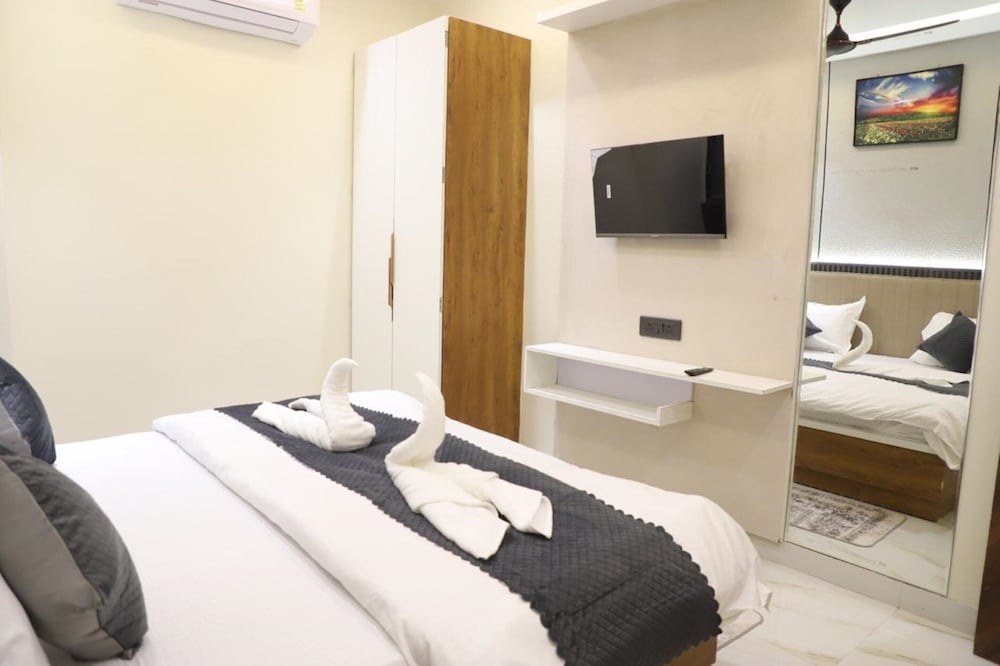 Standard Double Room, City View photo 2