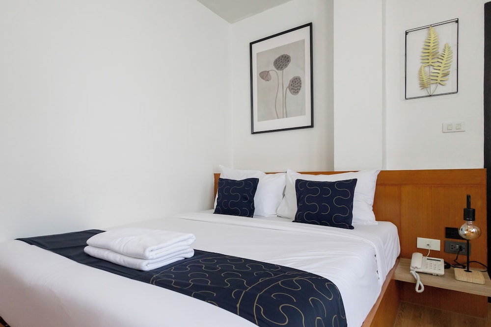 Deluxe Double Room photo 2