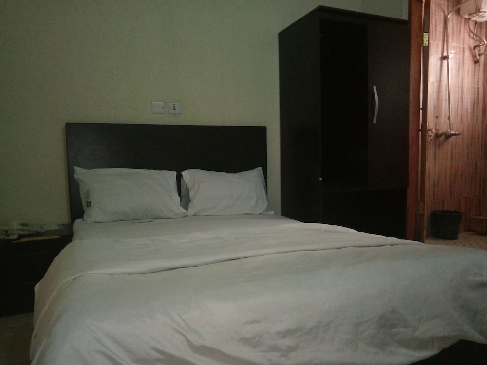Standard Room photo 2