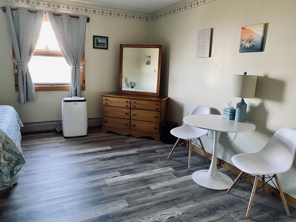 The Seashell Room (not pet friendly) photo 2